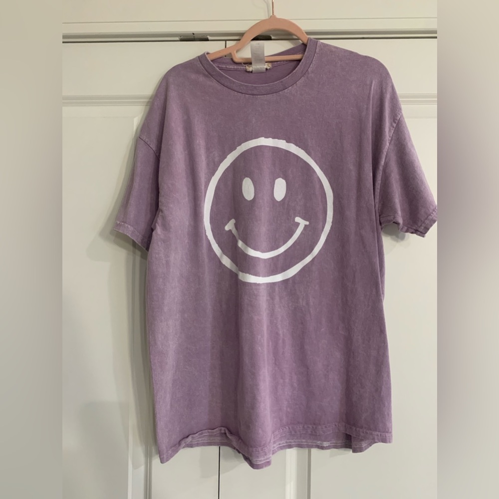 Smiley Over sized Tee